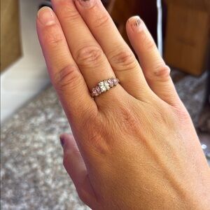 Elegant Gold and Silver Women's Ring